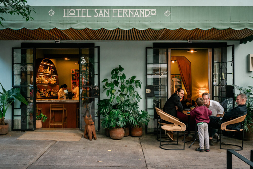 hotel san fernando lounge exterior